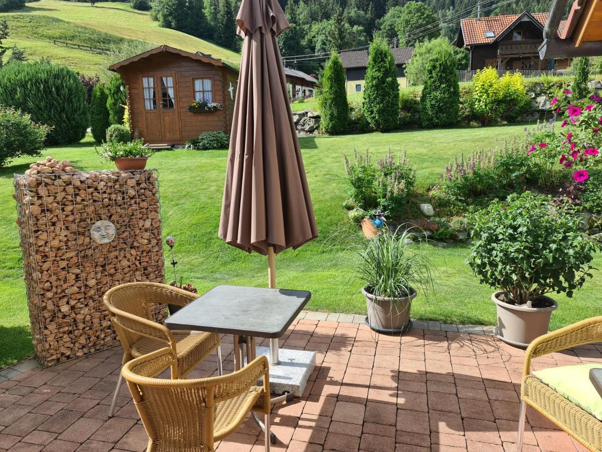 Appartement Bergtraeume Haus im Ennstal Eksteriør billede